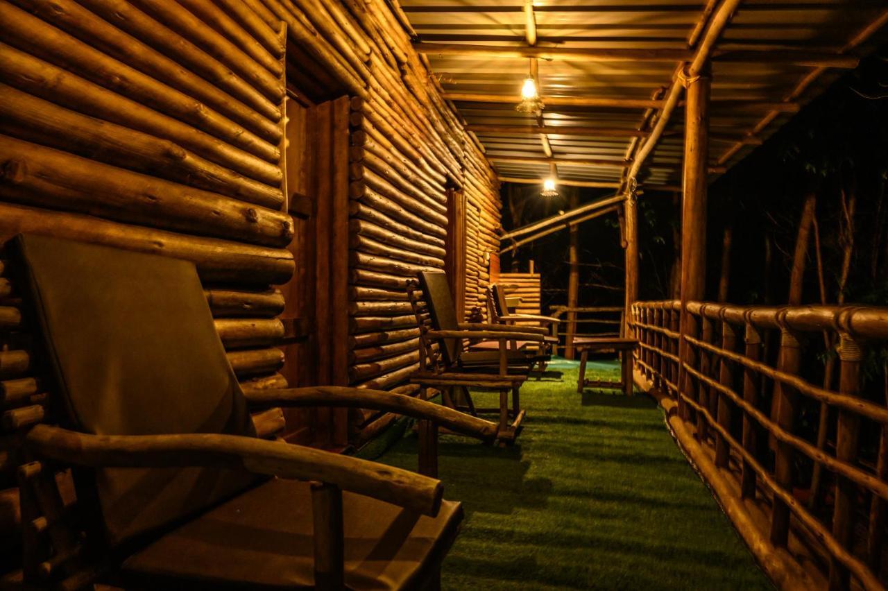Anandavana Jungle Living By Lexstays - Kanthalloor-Marayur Extérieur photo